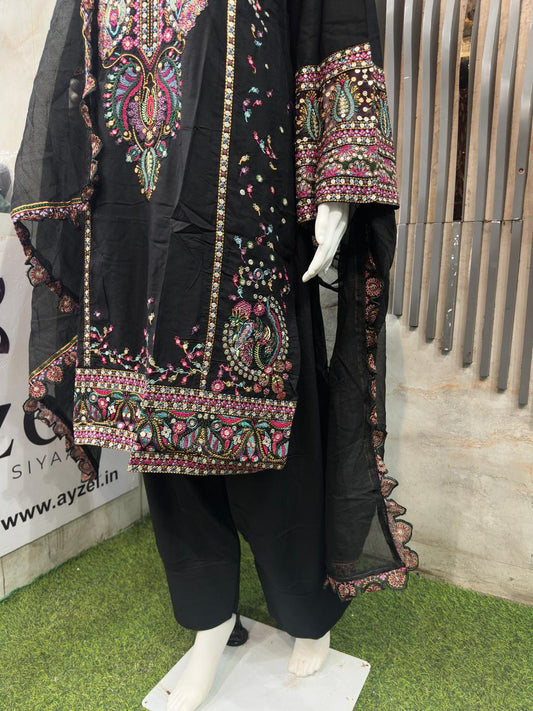 LIALI KASHMIRI FARSHI SALWAR BY AYZEL D.NO-2