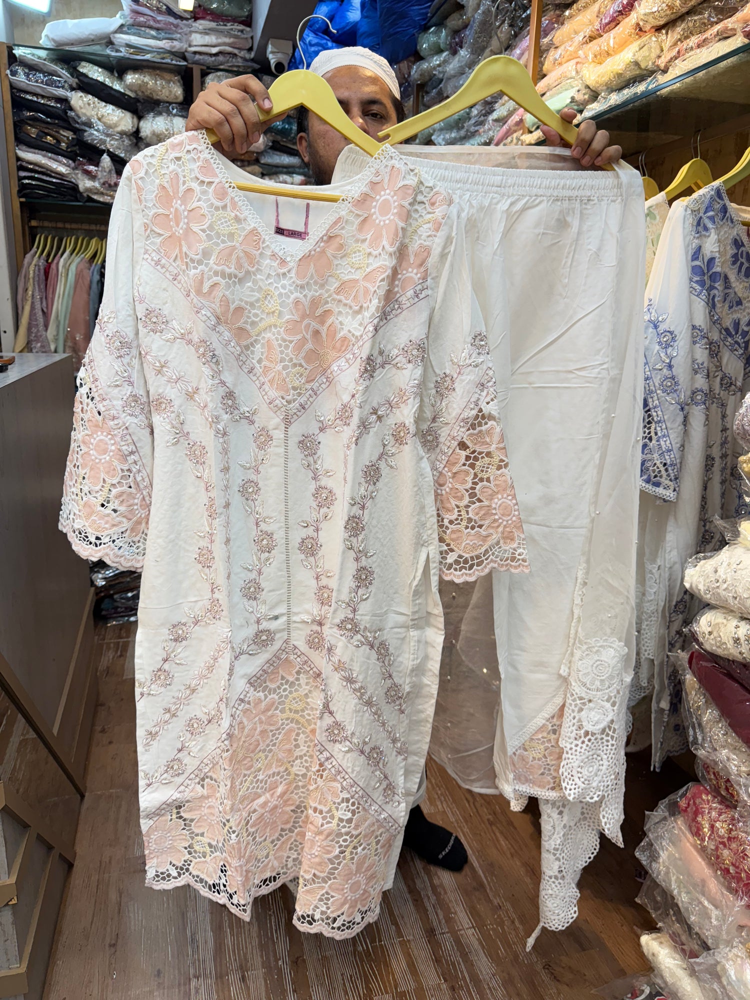 Hakuba Cutwork Suits By Ayzel