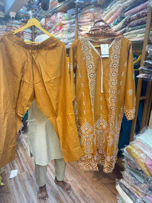 Ayzel Embroidered EM02