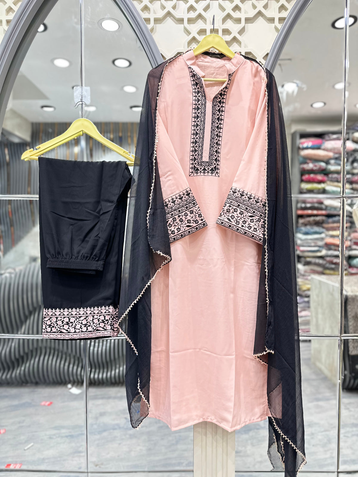 IC-420 Liali Peach