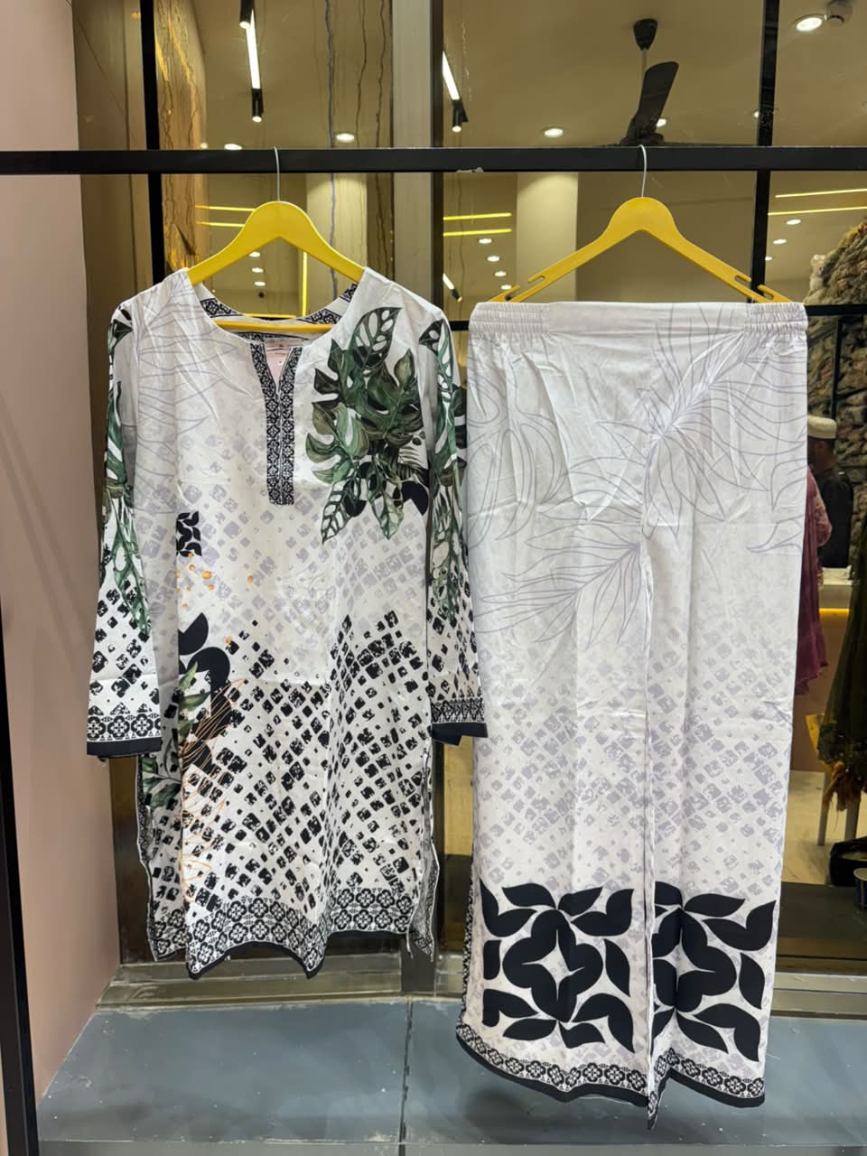 AYZEL DIGITAL PRINTED CORD SET AA 05