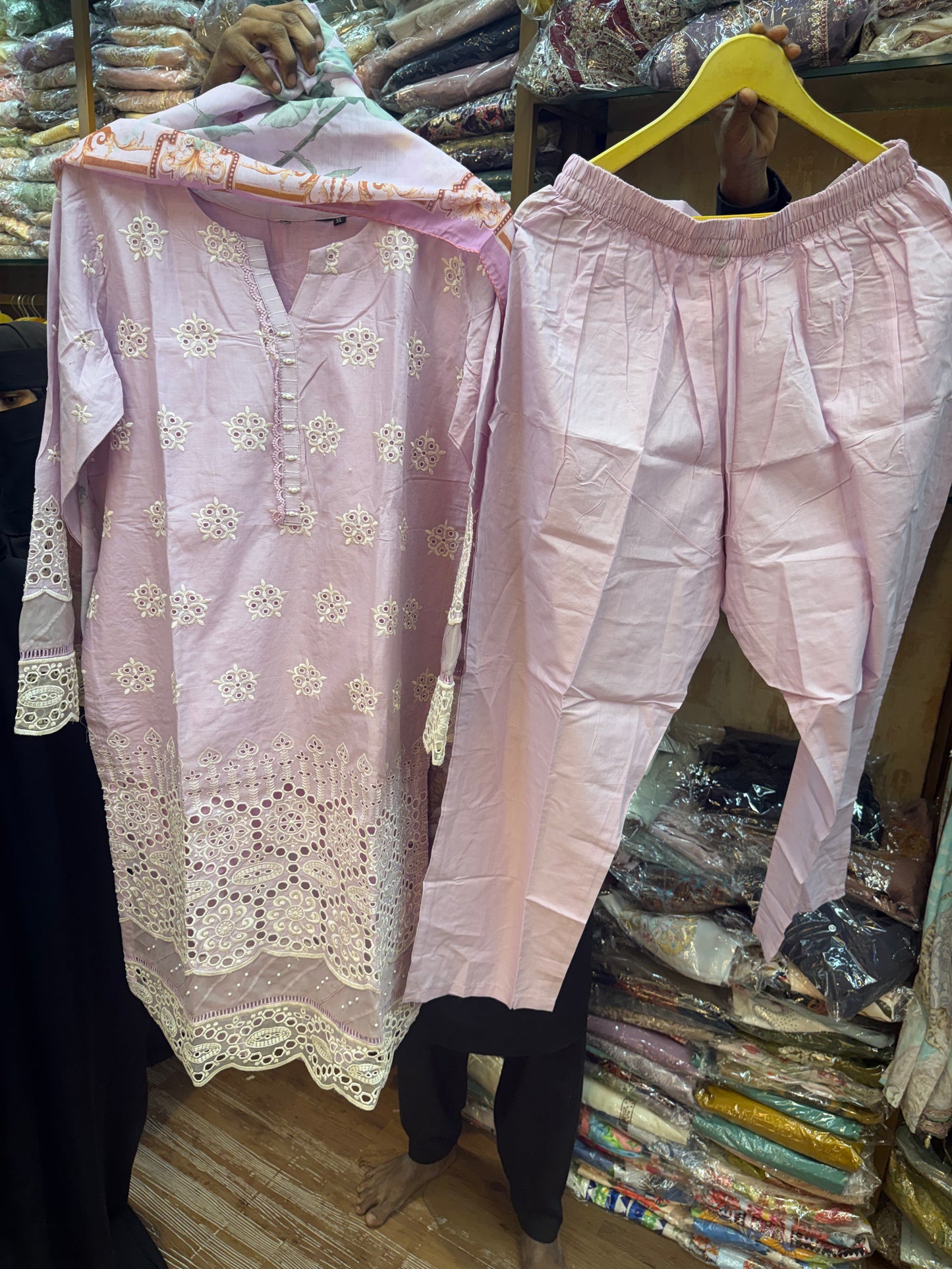 Ayzel Chikankari CK06
