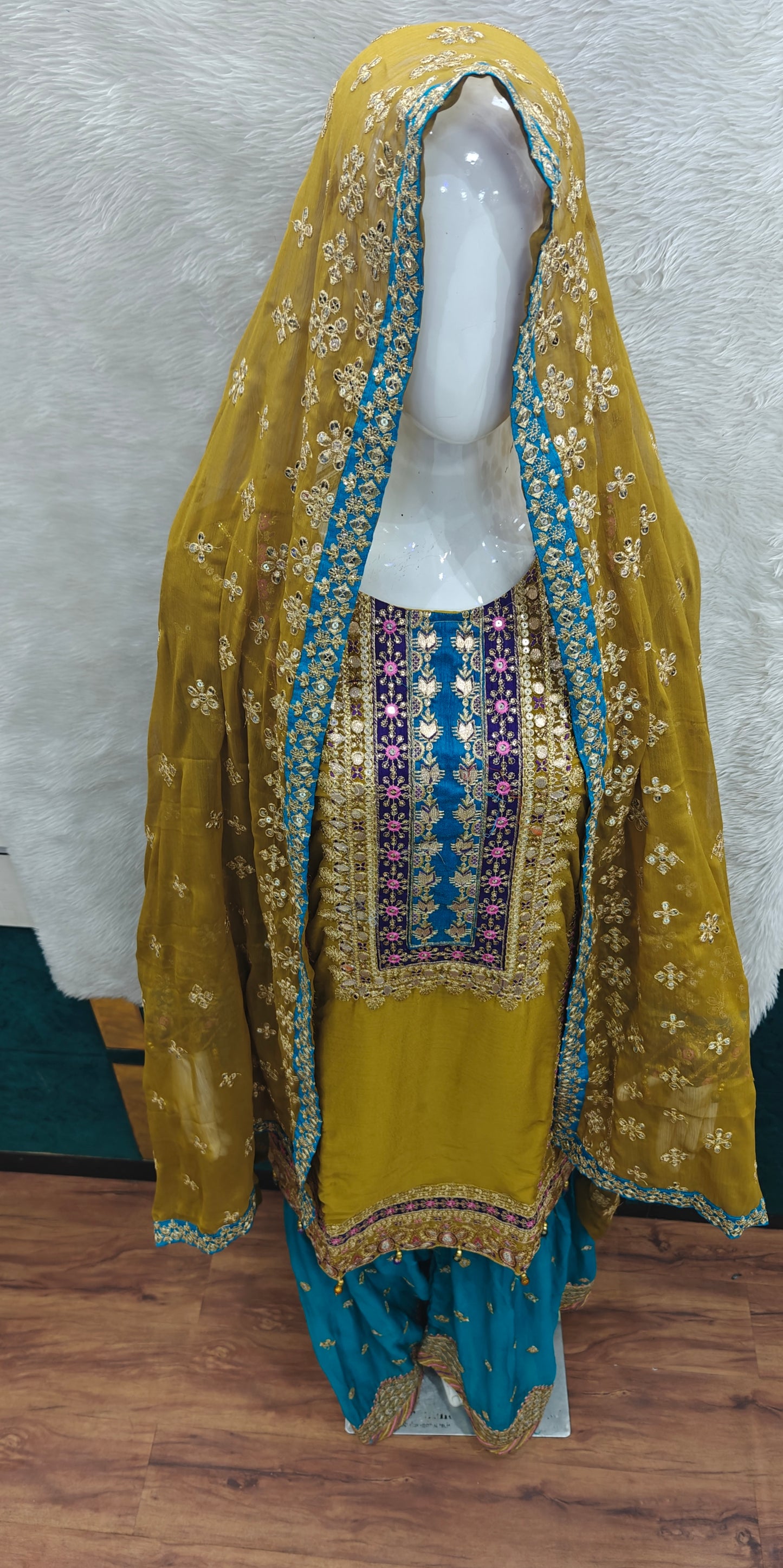 RONAK E JAHAN BY AYZEL | WEDDING FORMAL  | D-01
