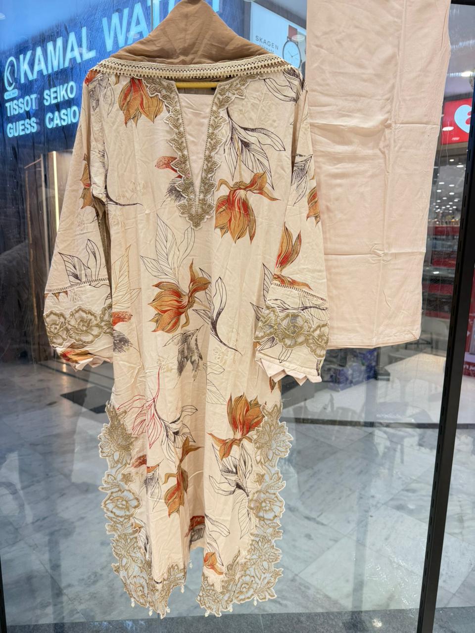 VIRAL PAKISTANI CUTWORK- 4002
