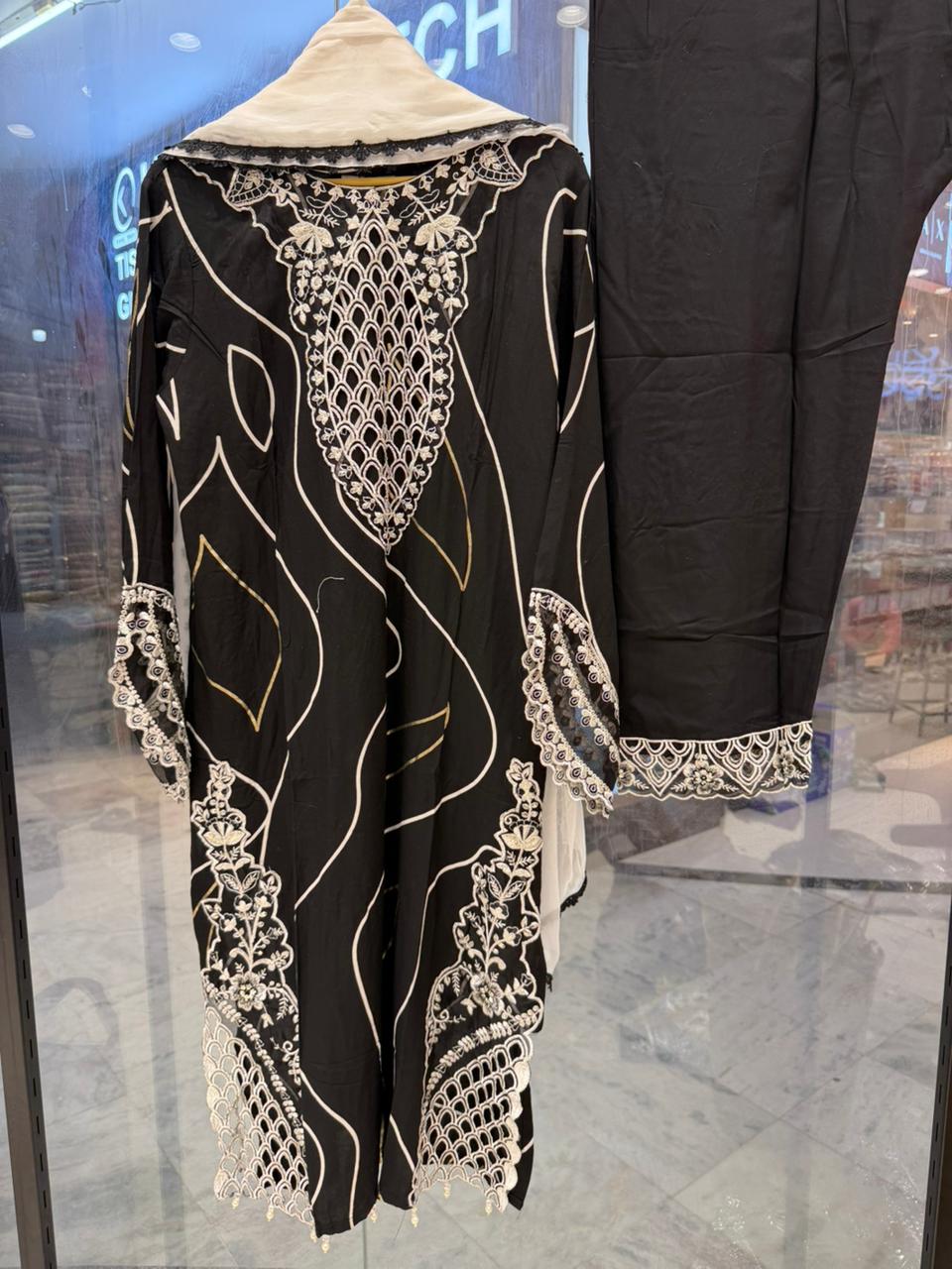 VIRAL PAKISTANI CUTWORK- 4007