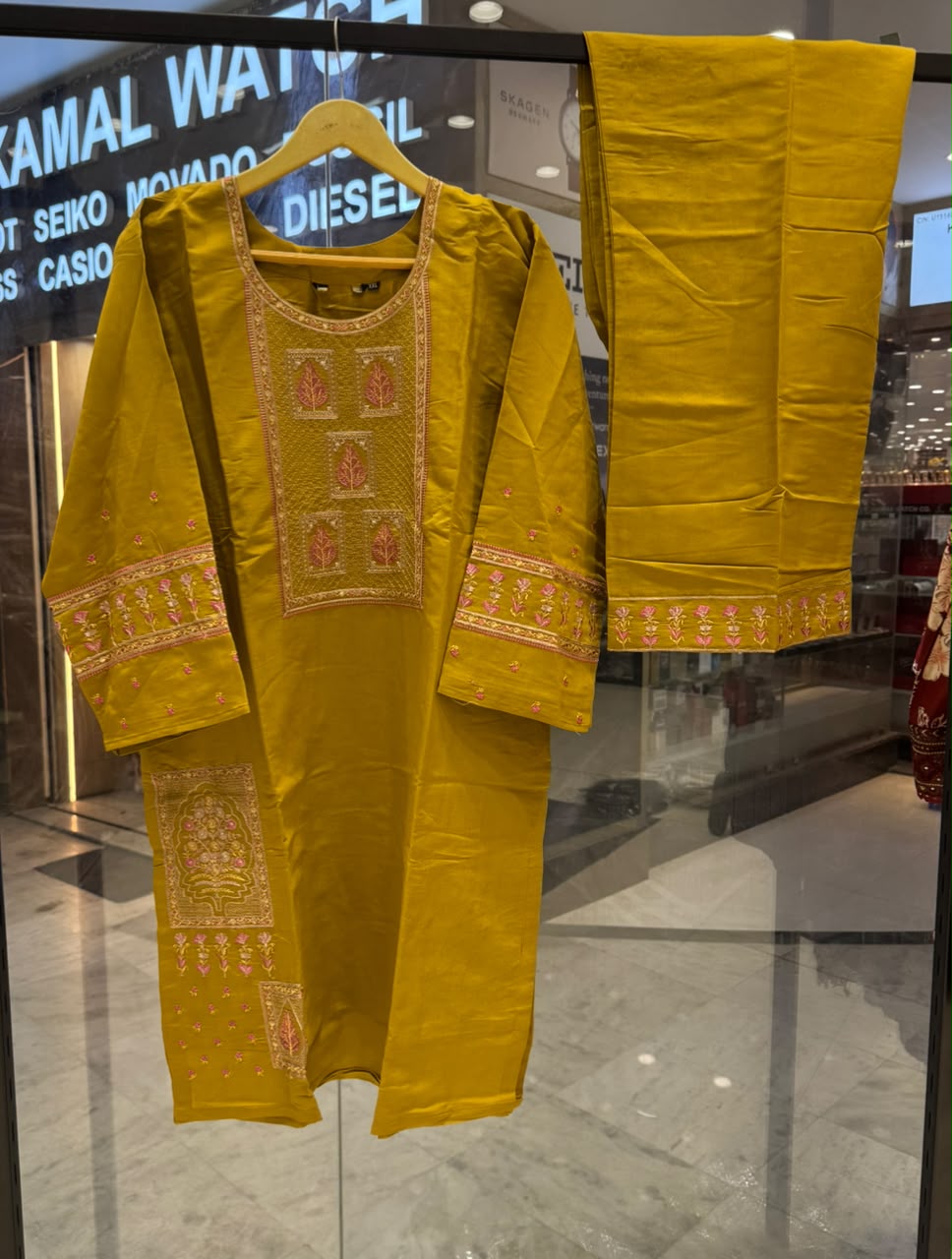 AYZEL CORDS- 36