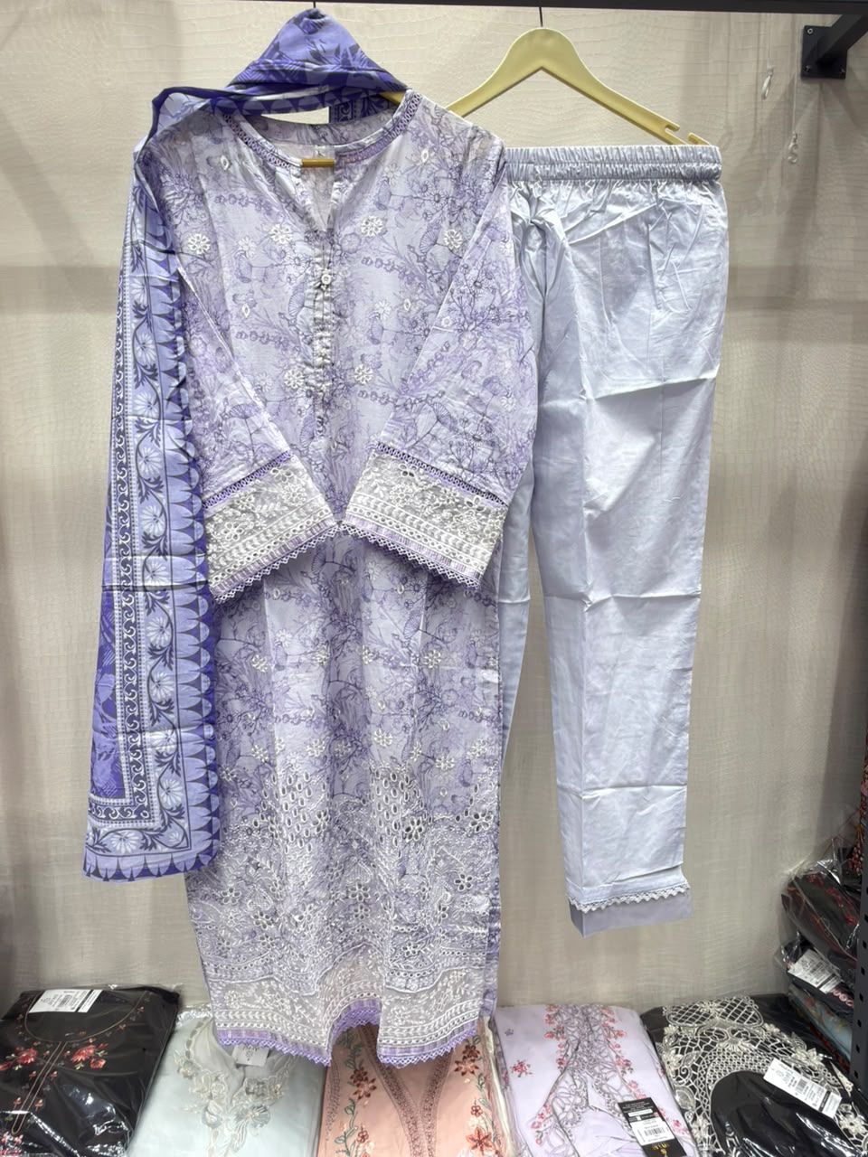 SADABAHAR CHIKANKARI 02