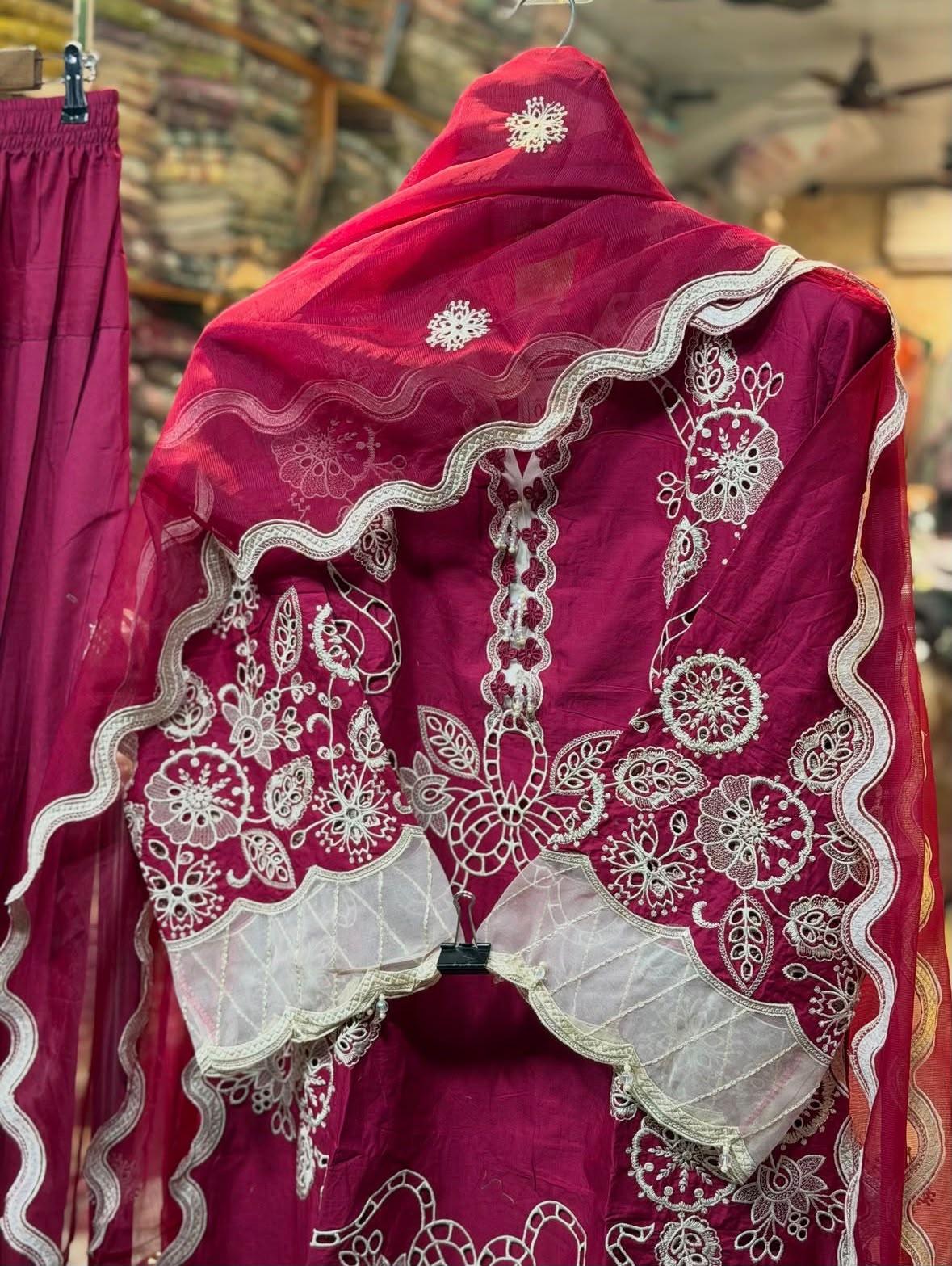 OMNIA FARISH SALWAR LUXURY PRET