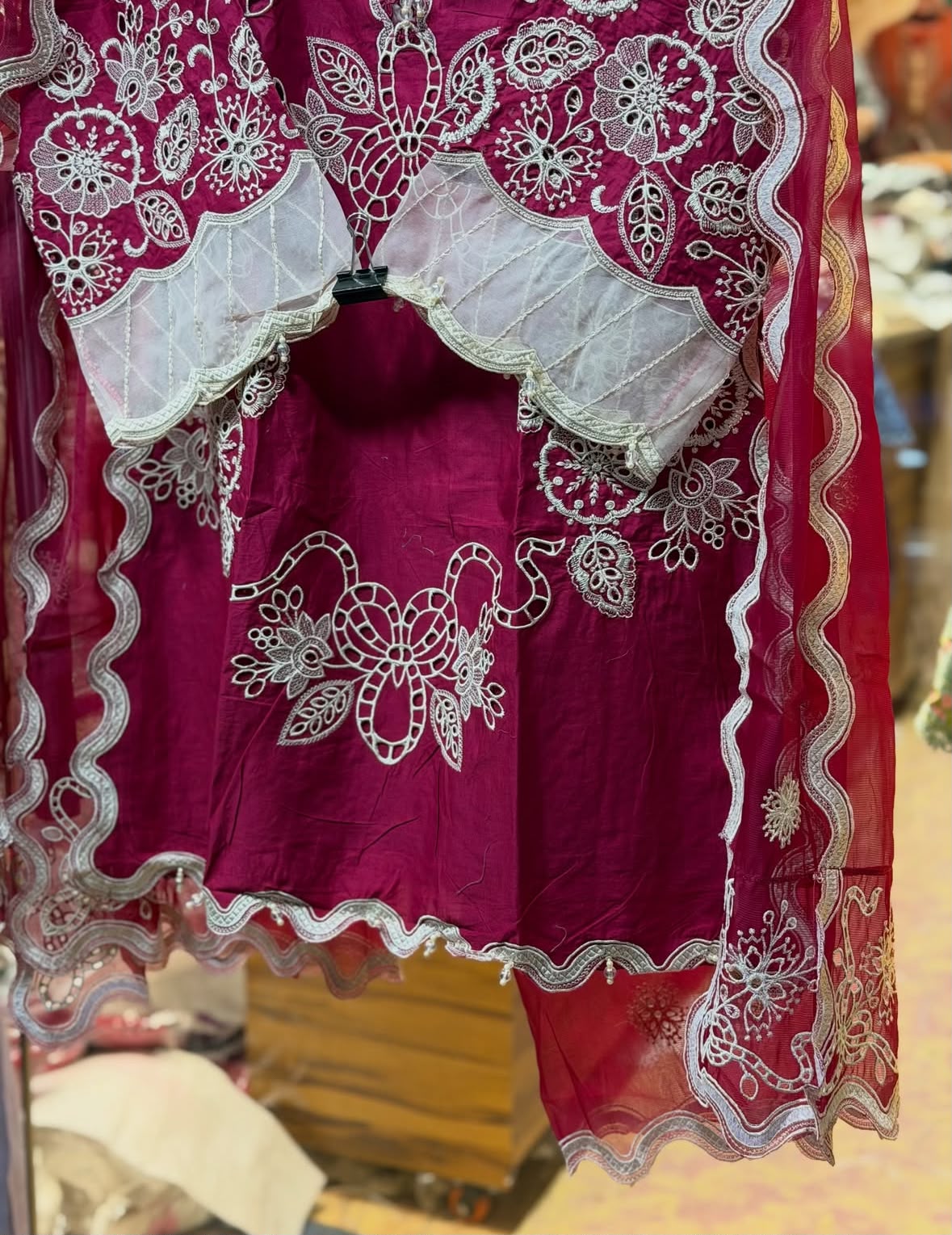 OMNIA FARISH SALWAR LUXURY PRET