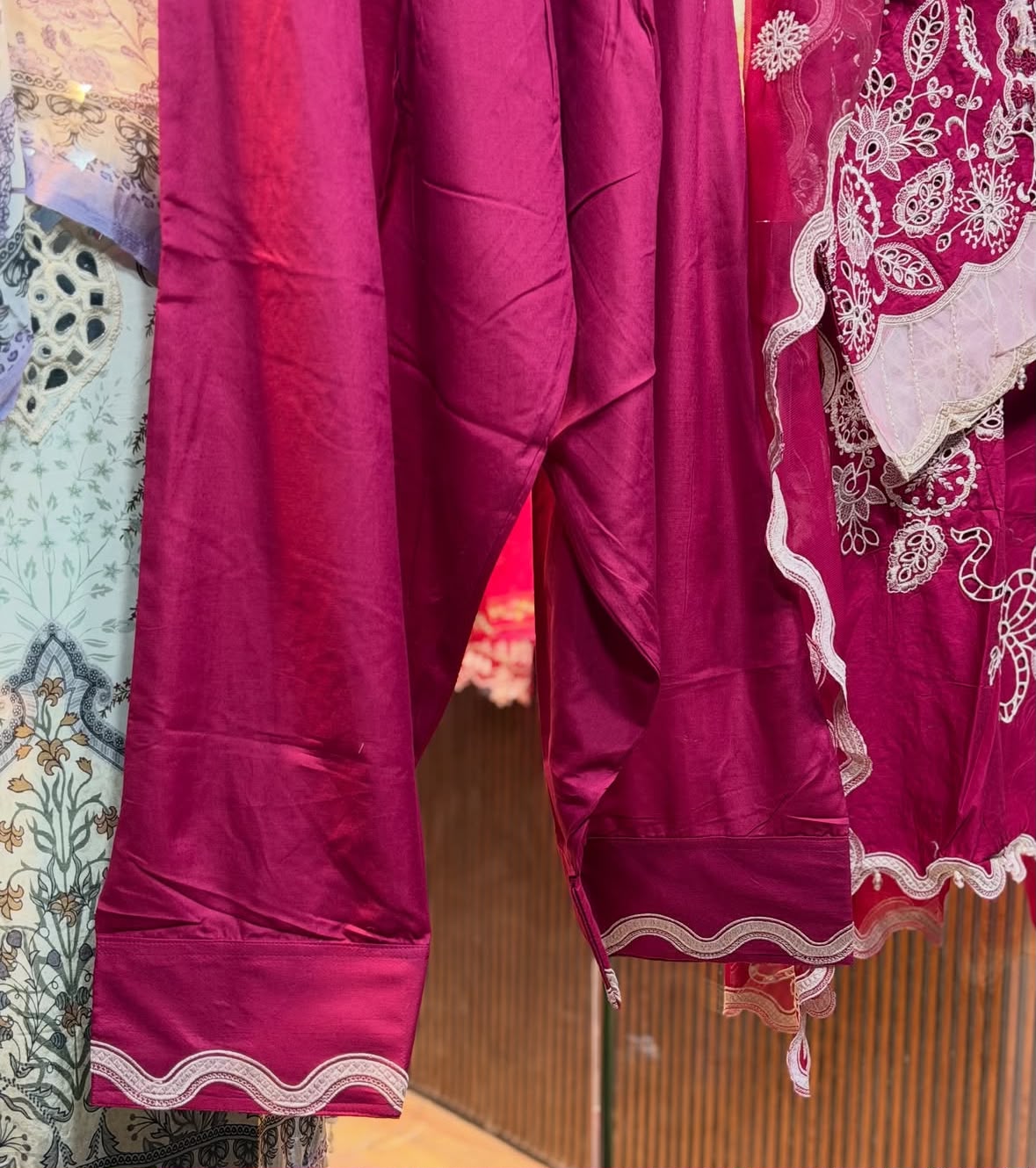 OMNIA FARISH SALWAR LUXURY PRET
