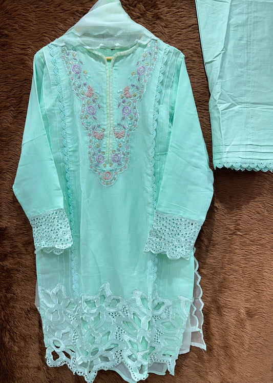 AYZEL FORMALS- 16
