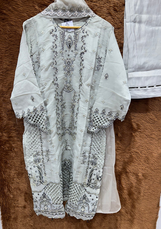 AYZEL FORMALS- 01