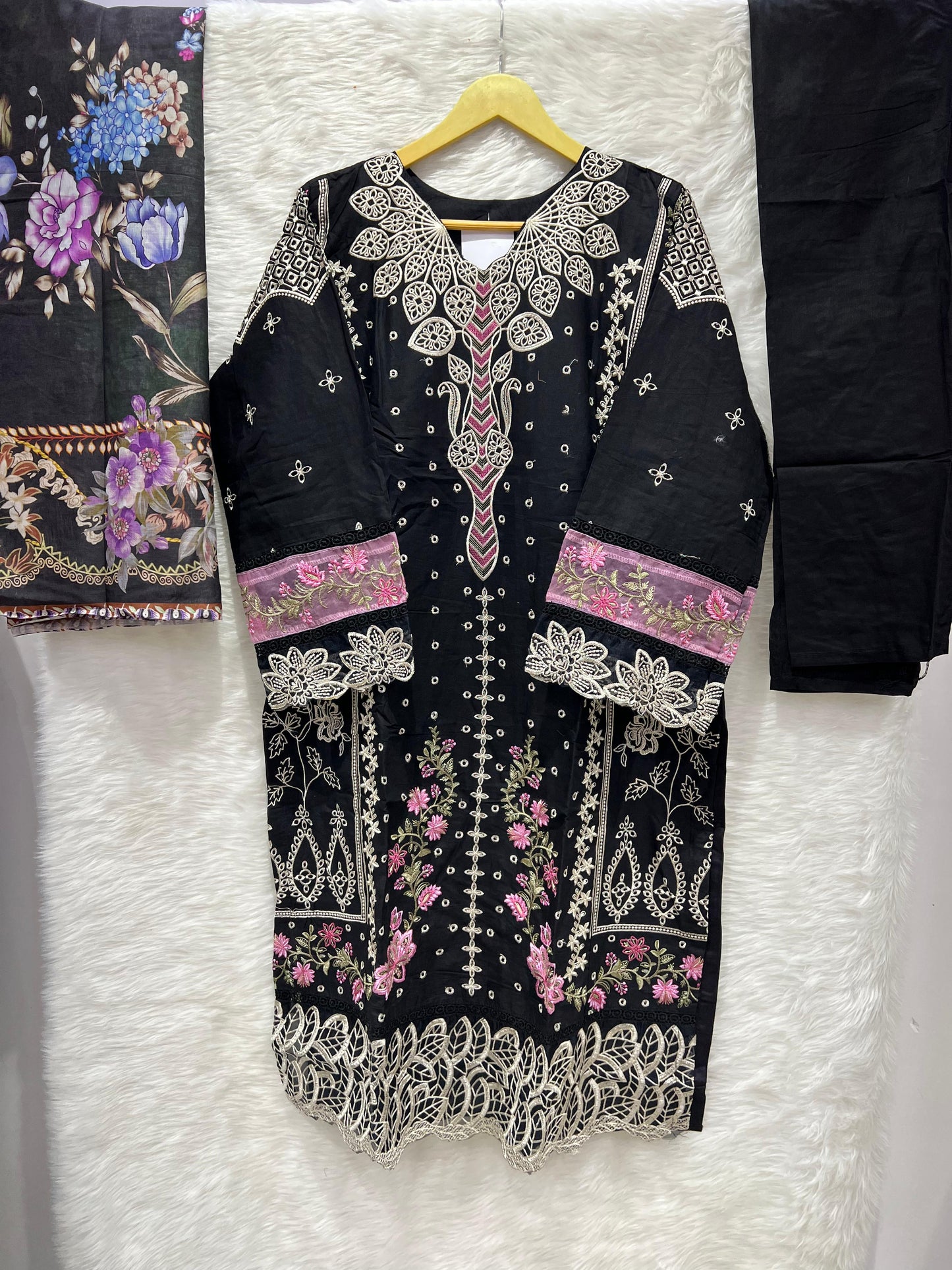 AYZEL EID LAWN- 04