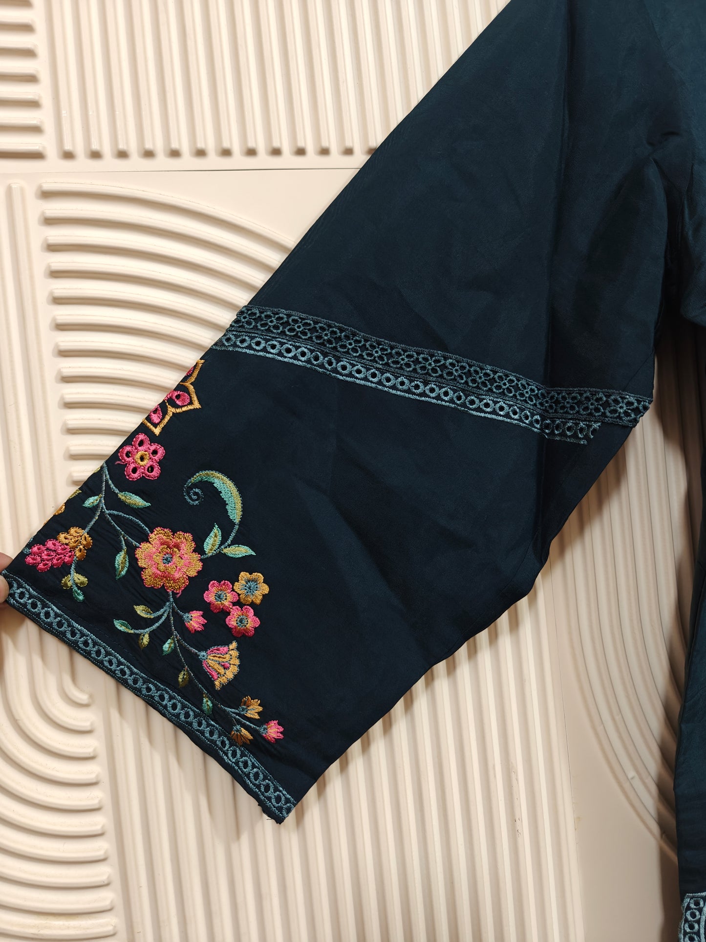 AYZEL LUXURY LAWN 2025 D-01 (C)