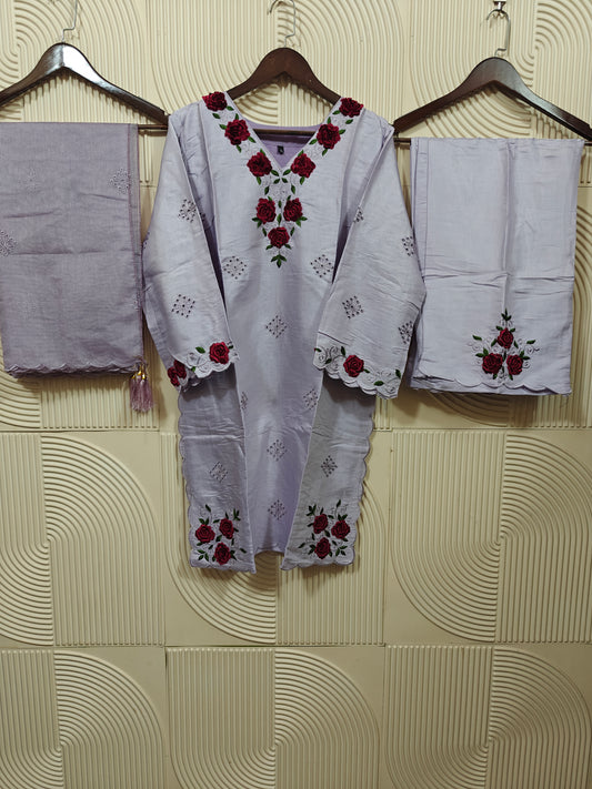 AYZEL LUXURY LAWN 2025 D-02(A)