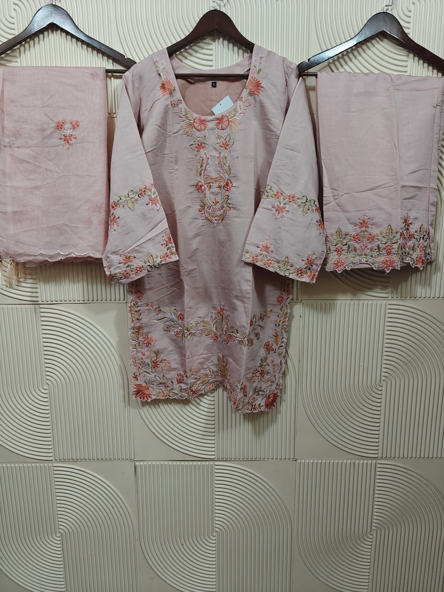 AYZEL LUXURY LAWN 2025 D-03(A)