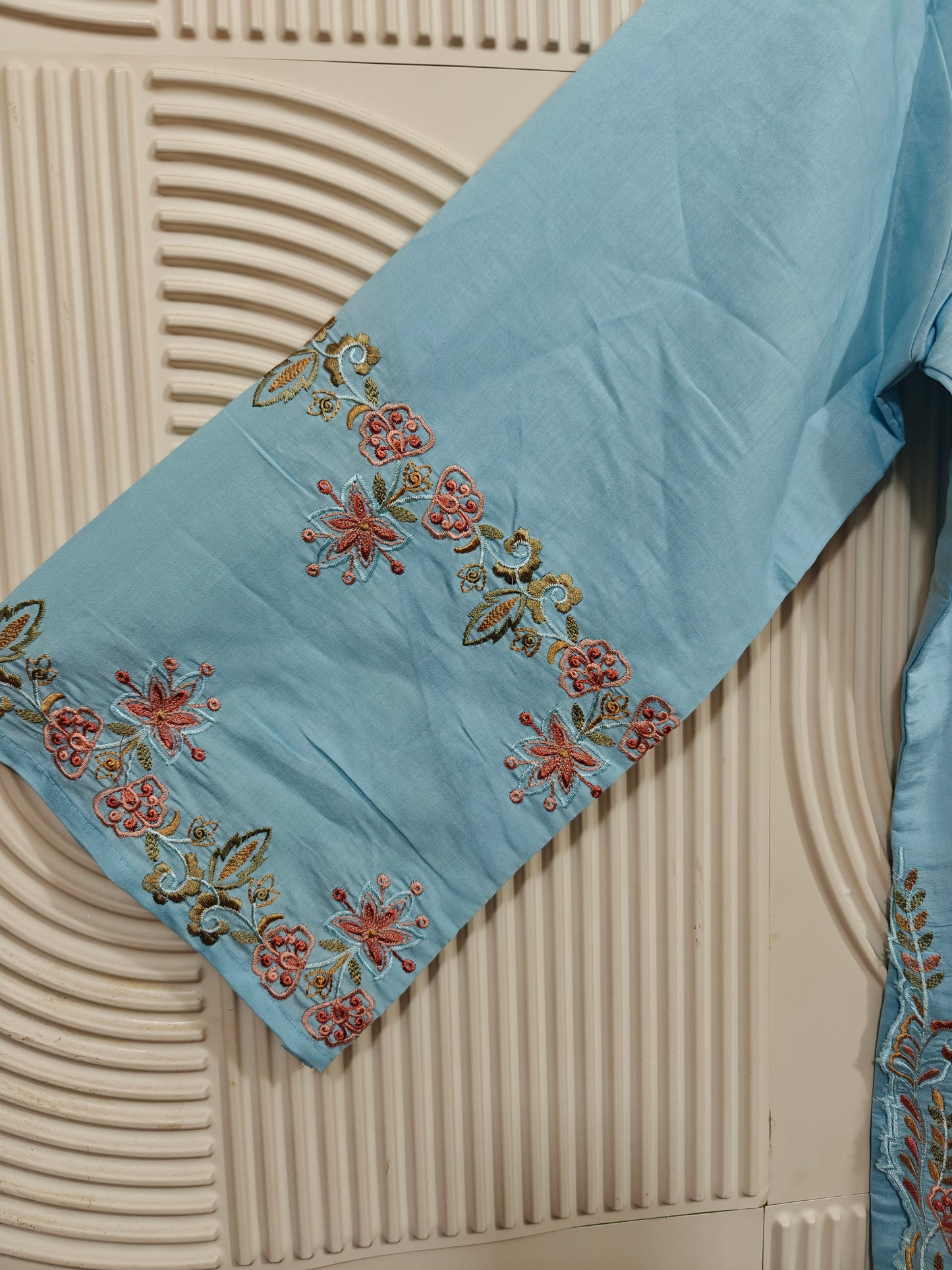 AYZEL LUXURY LAWN 2025 D-03(D)