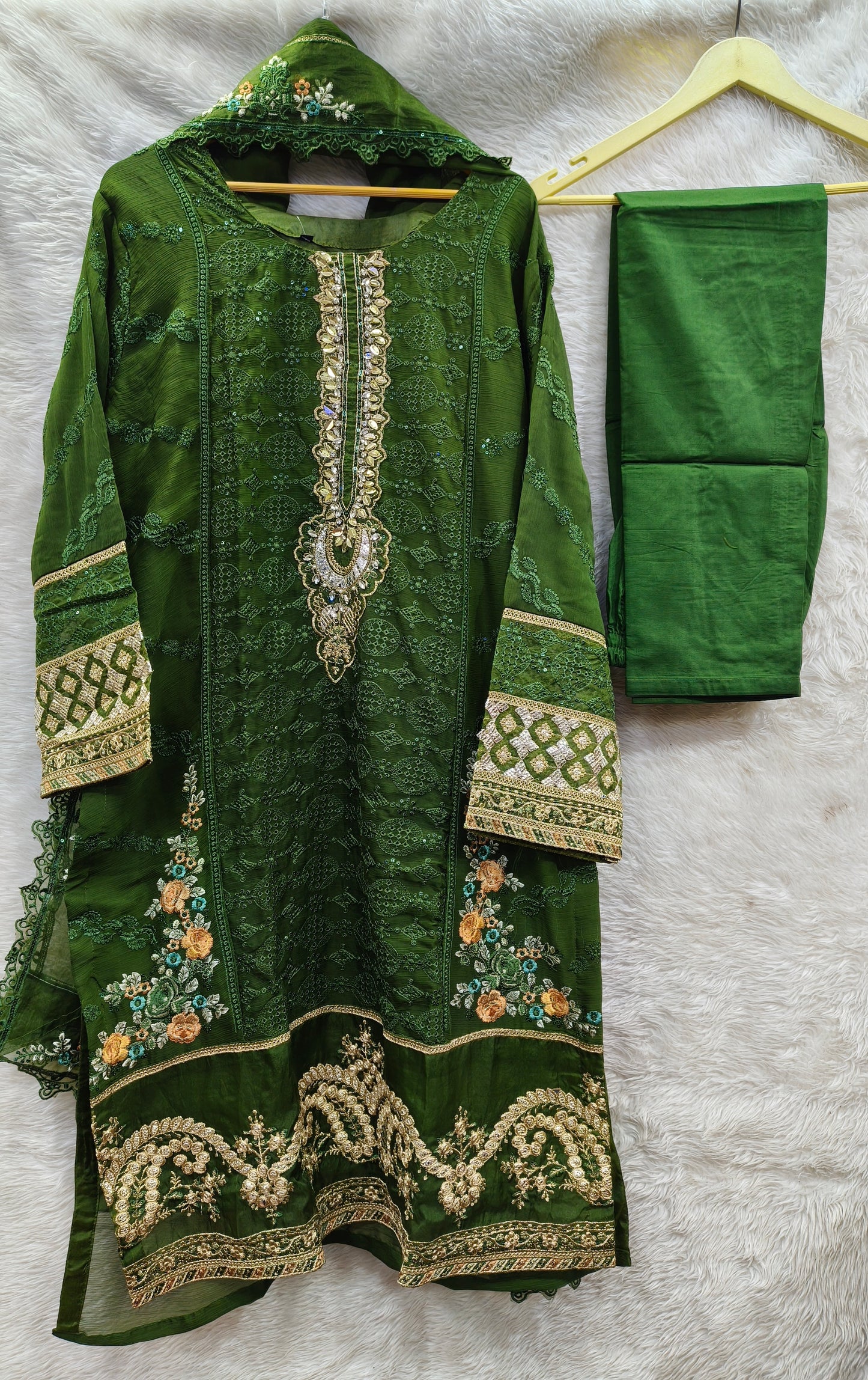 Gulzaar Ayzel Formals D-01 (C)