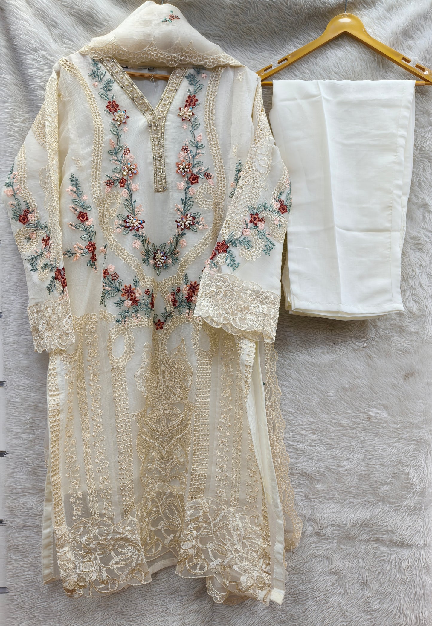 Gulzaar Ayzel Formals D-03 (C)